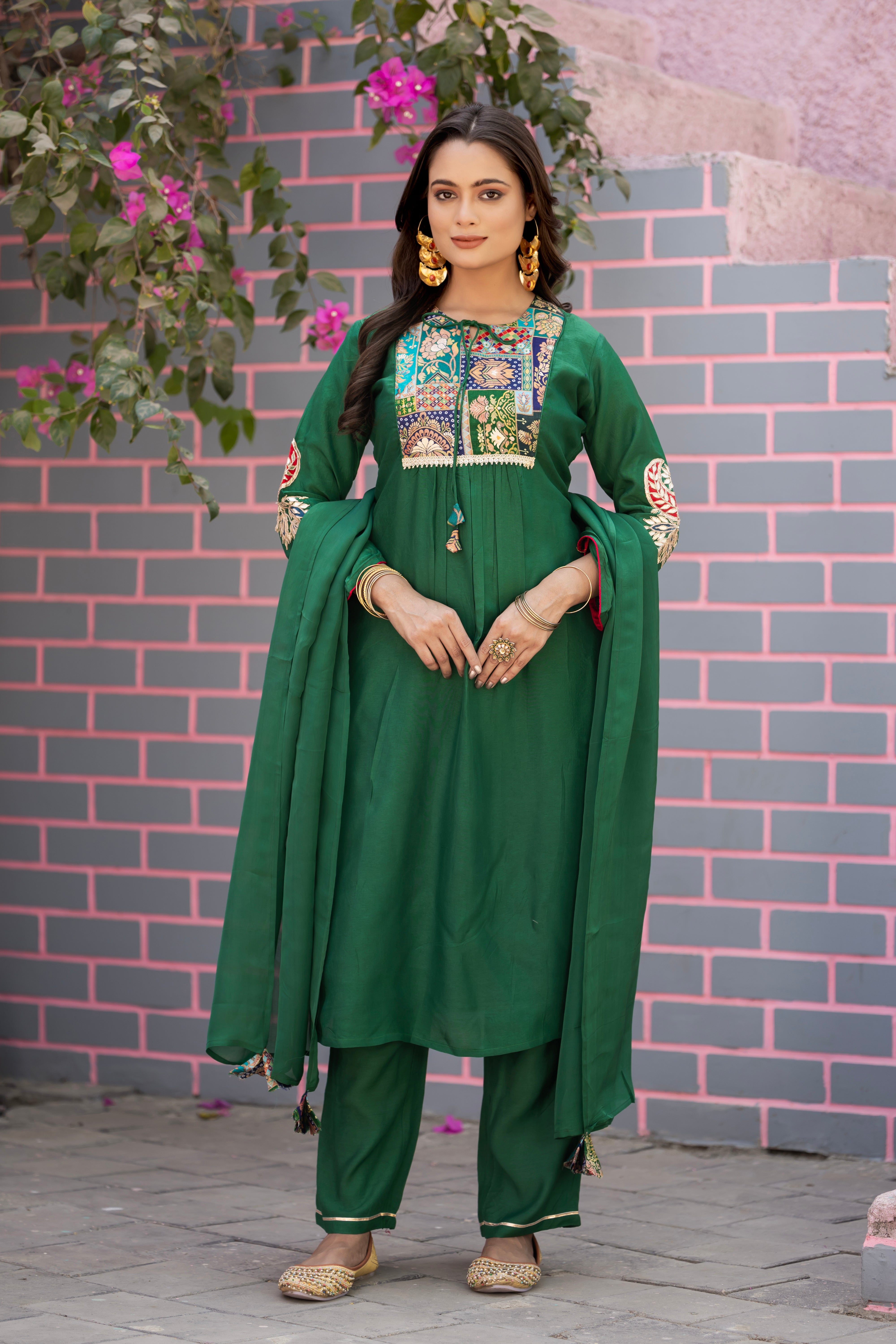 VARAMYA A-Line Gota-Patti Green Straight Suit Set