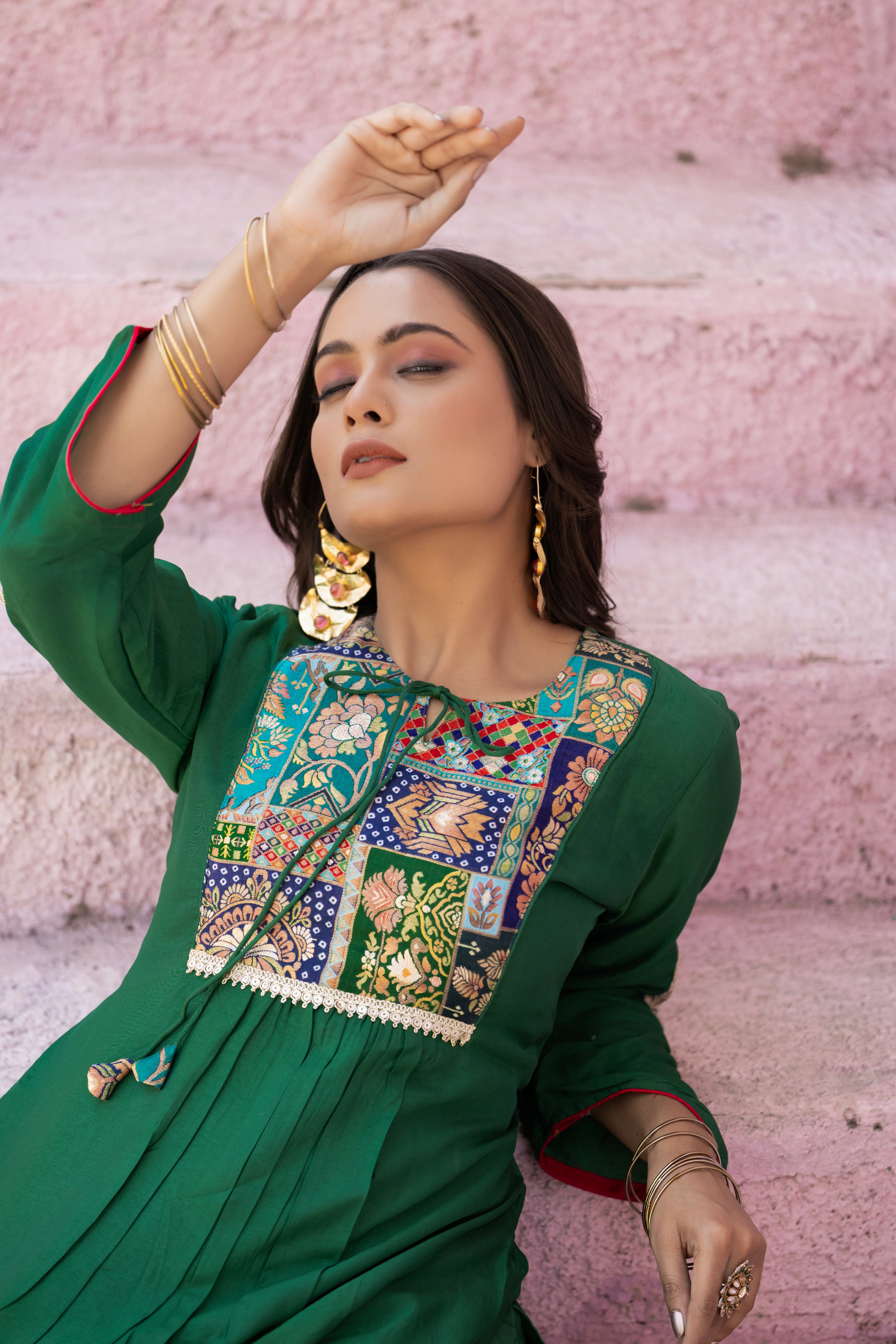 VARAMYA A-Line Gota-Patti Green Straight Suit Set