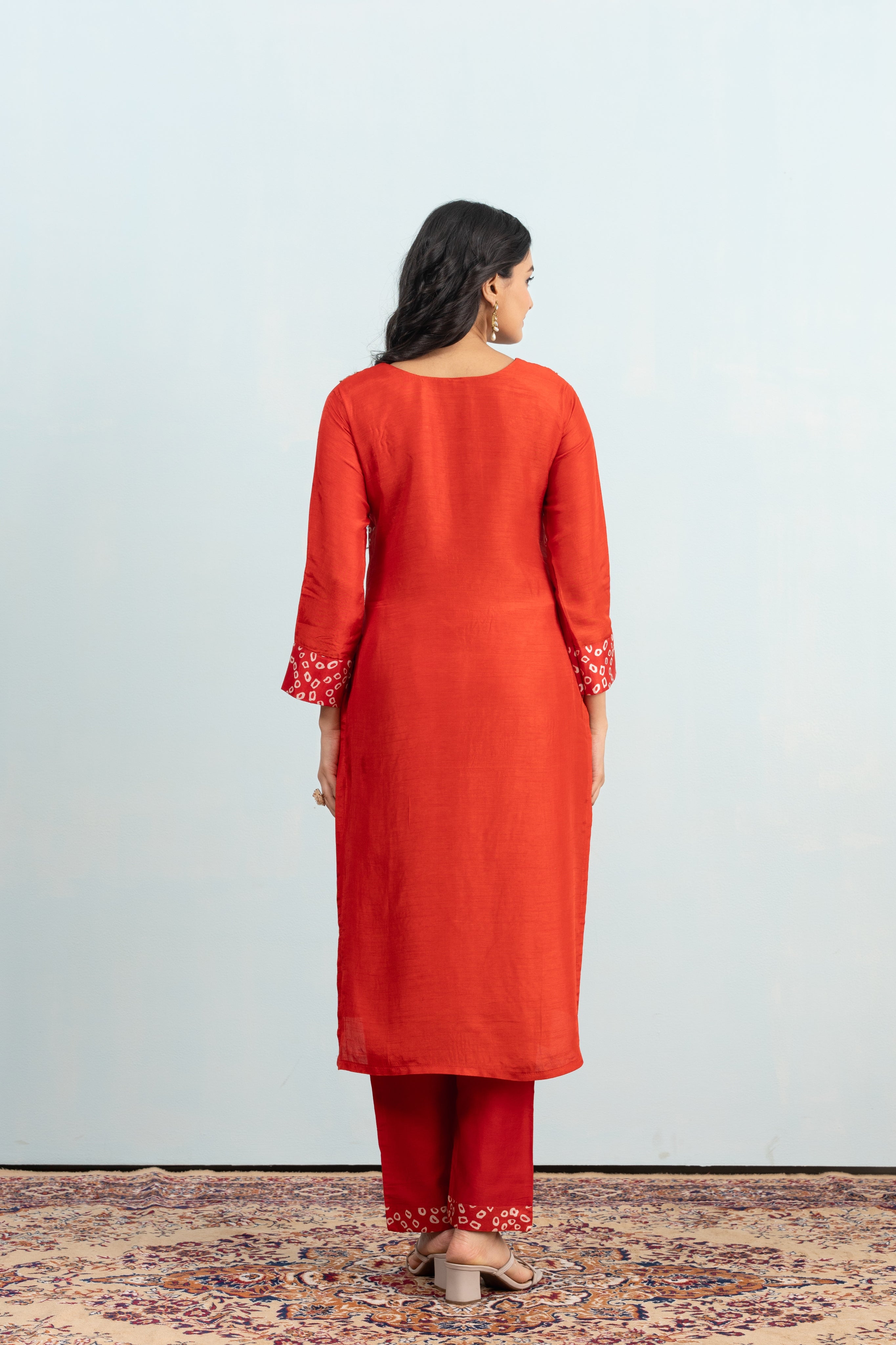 Varamya Round Neck Embroidery Orange Straight Suit