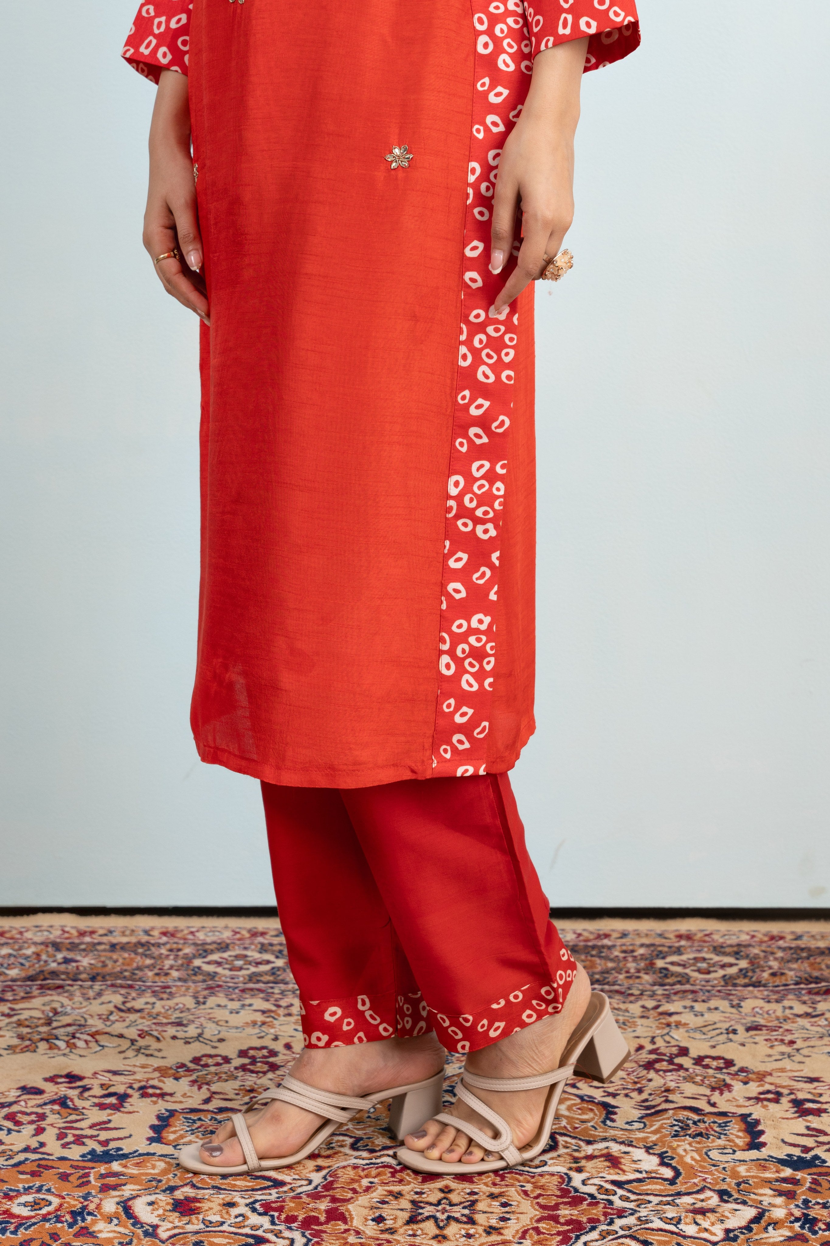 Varamya Round Neck Embroidery Orange Straight Suit