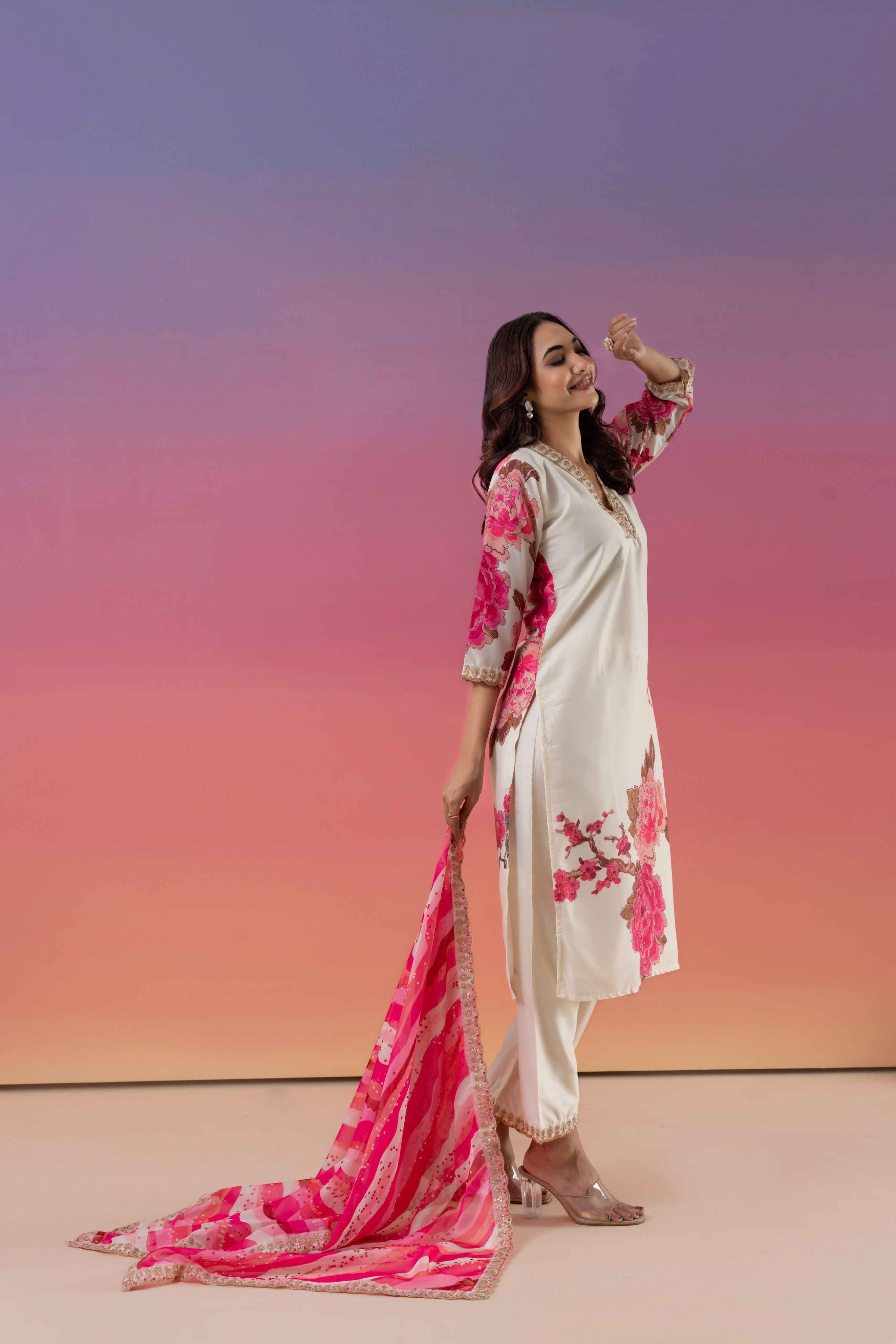V-neck Floral Straight Suit Set