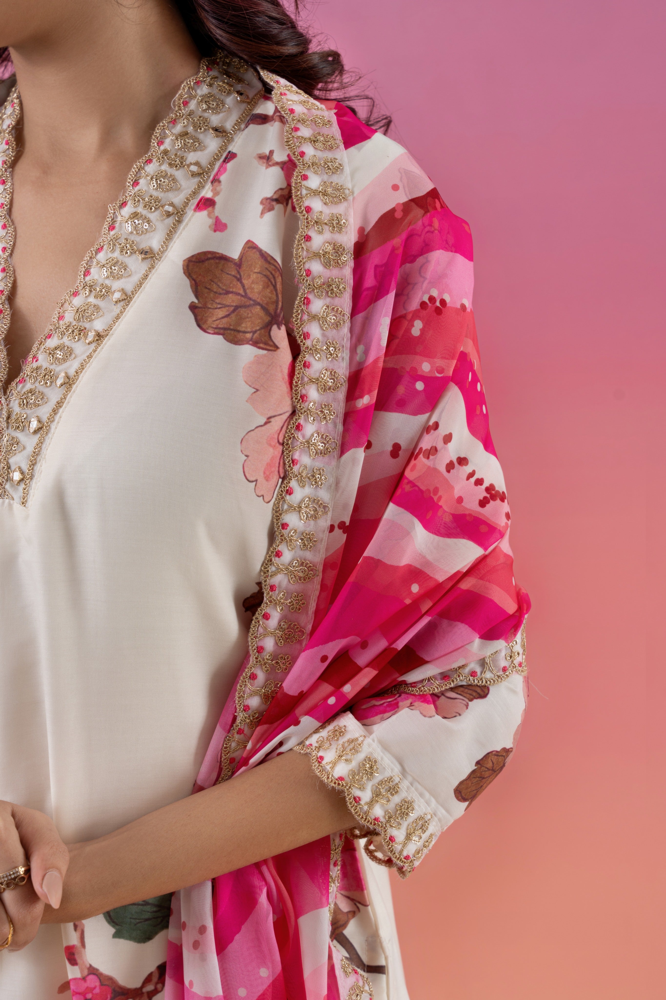 V-neck Floral Straight Suit Set