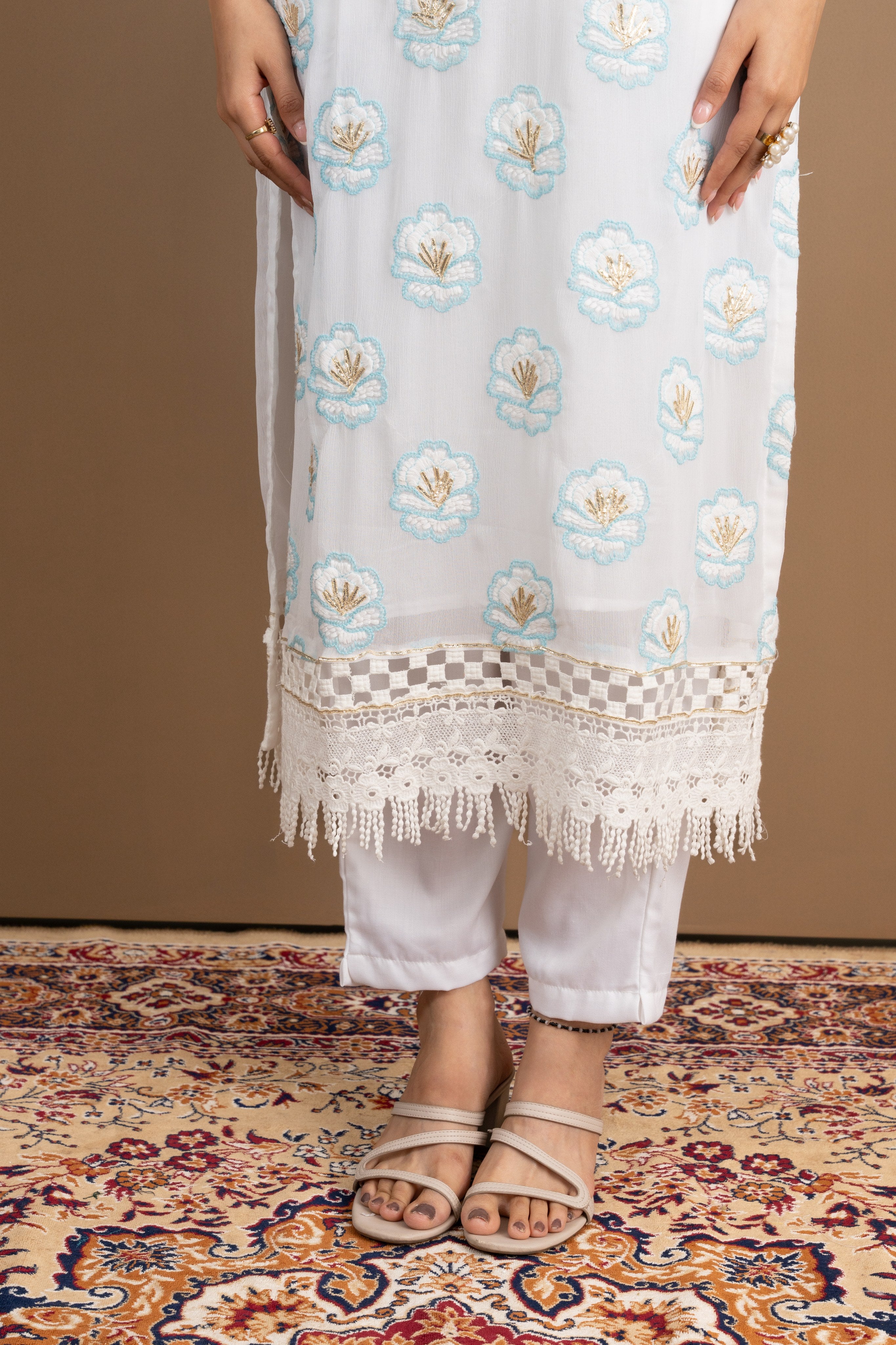 Varamya White-blue Pakistani Suit Set