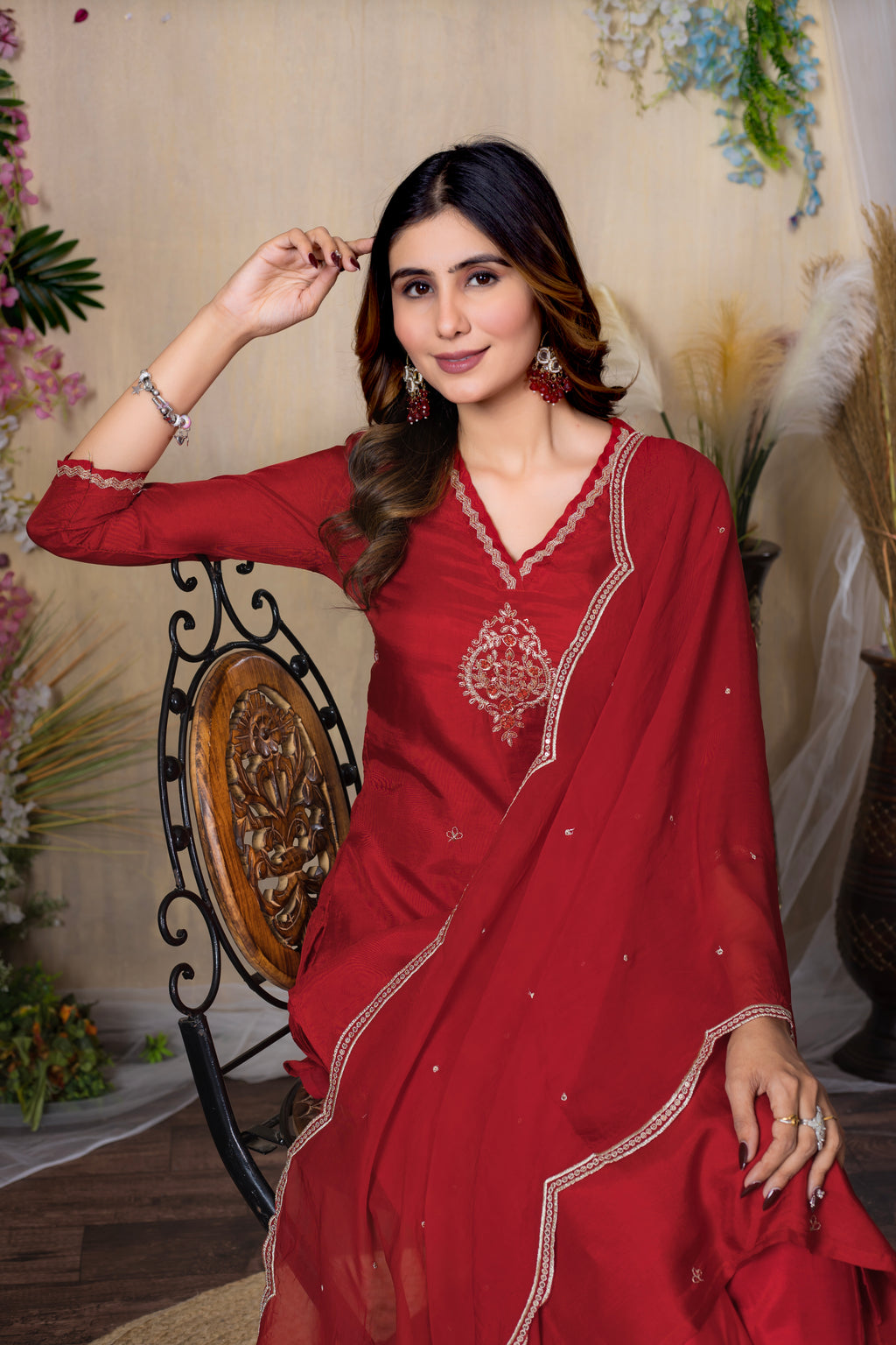 VARAMYA RED SILK WOVEN EMBROIDERED SUIT SET