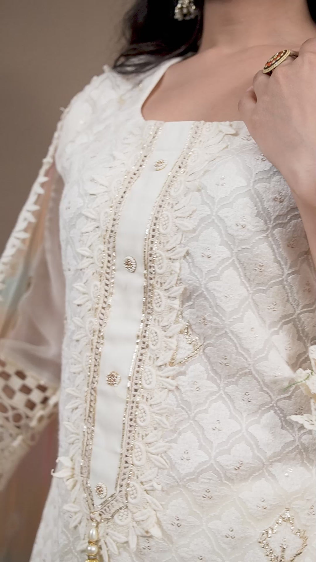 Varamya Off-white Pakistani Straight Suit