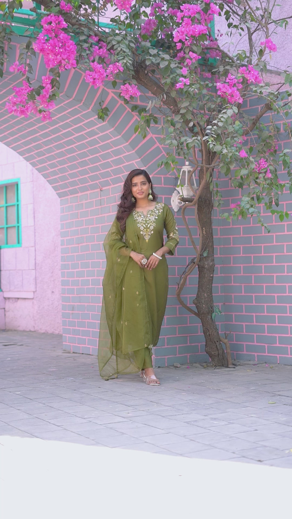 VARAMYA GREEN Silk Straight Suit